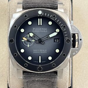 Panerai Submersible Navy Seals 44mm Automatic